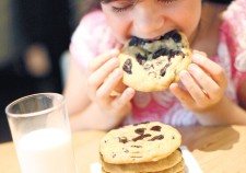 BEST CHOCOLATE CHIP COOKIES